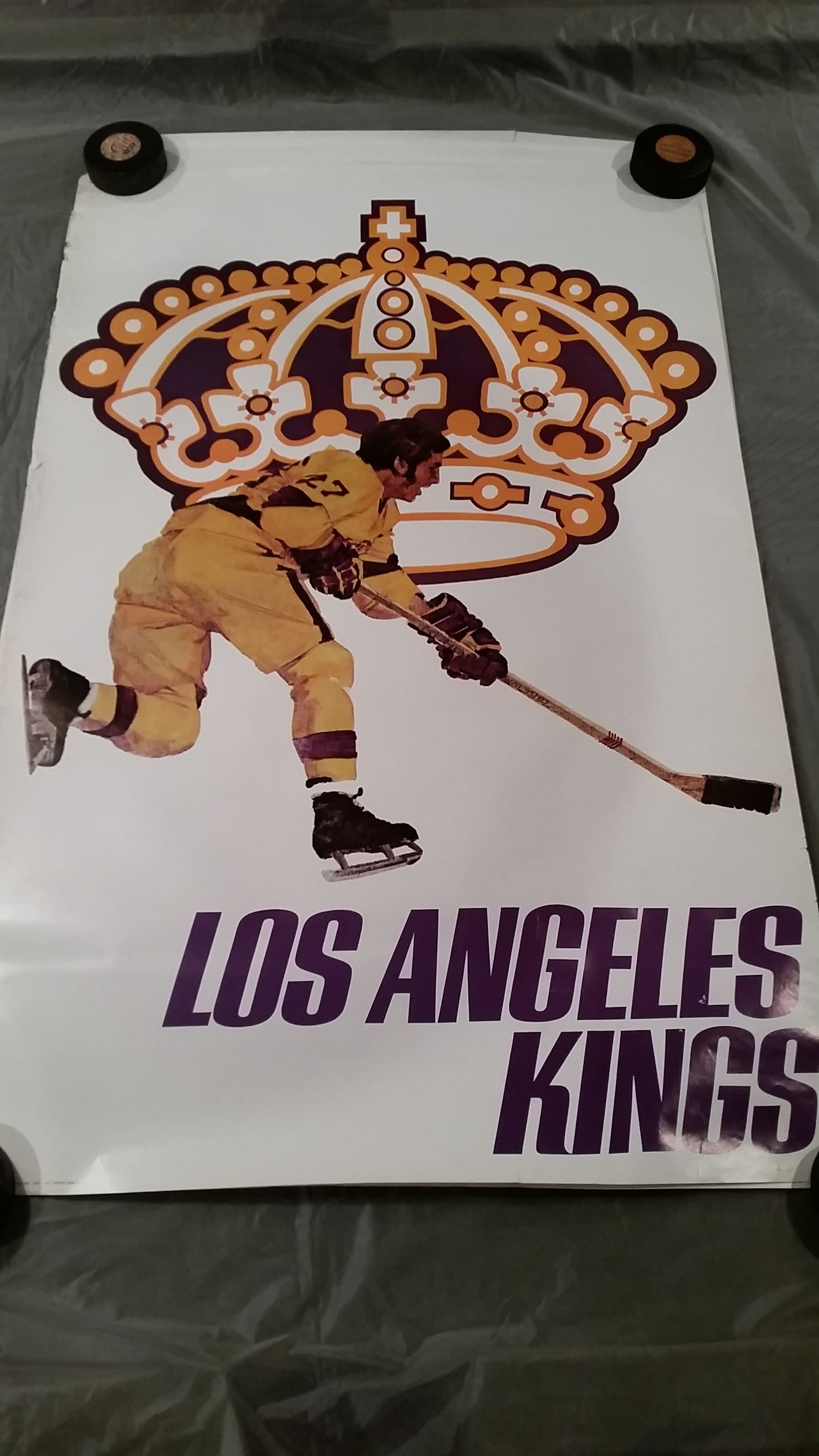 Los Angeles Kings LAK 1982 NHL Reverse-Retro 2022-23 Premium Felt Co –  Sports Poster Warehouse